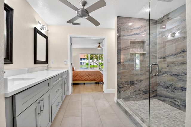 3042 Lucerne Park Drive 5612, Greenacres, FL 33467