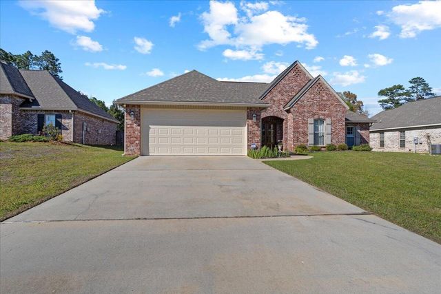 26 W Cadbury Ln., Hattiesburg, MS 39402