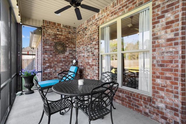 26 W Cadbury Ln., Hattiesburg, MS 39402