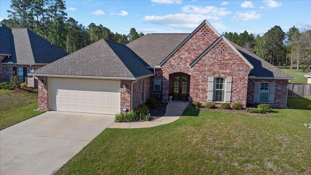26 W Cadbury Ln., Hattiesburg, MS 39402
