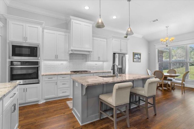 26 W Cadbury Ln., Hattiesburg, MS 39402