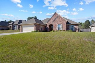 26 W Cadbury Ln., Hattiesburg, MS 39402