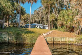 277 W RIVER Road, Palatka, FL 32177