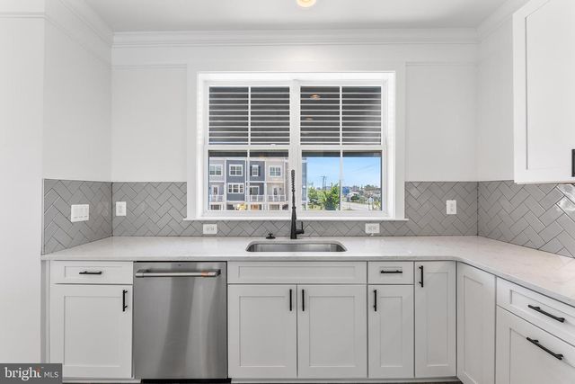 39144 NEW PROVIDENCE LN, Fenwick Island, DE 19944