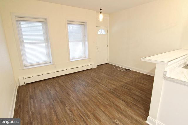 37 W 6TH ST, Bridgeport, PA 19405