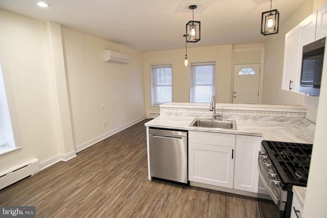 37 W 6TH ST, Bridgeport, PA 19405