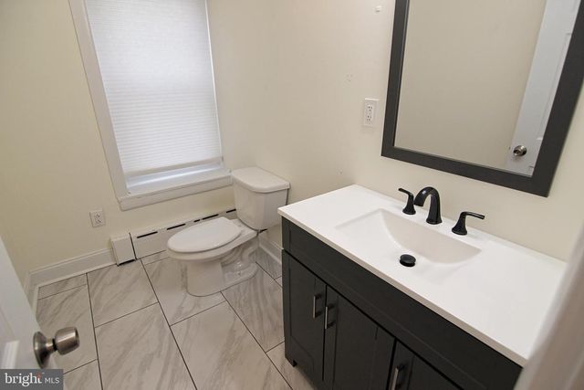 37 W 6TH ST, Bridgeport, PA 19405