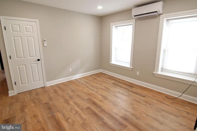 37 W 6TH ST, Bridgeport, PA 19405