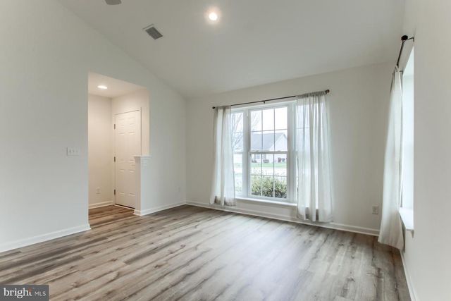 64 KESWICK DRIVE, Mechanicsburg, PA 17050