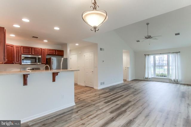 64 KESWICK DRIVE, Mechanicsburg, PA 17050