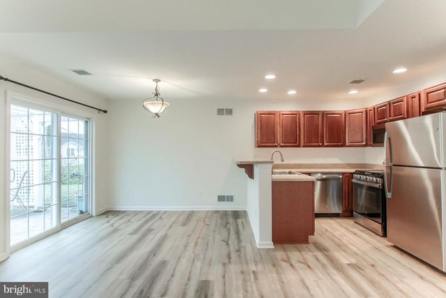 64 KESWICK DRIVE, Mechanicsburg, PA 17050