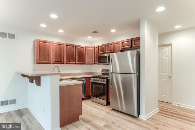 64 KESWICK DRIVE, Mechanicsburg, PA 17050