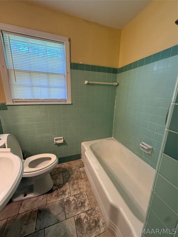 2200 Elkdale Street, Selma, AL 36701