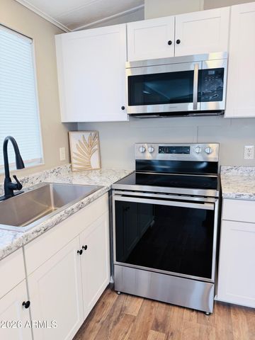 1770 N VALLEY Drive 19, Apache Junction, AZ 85120