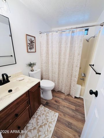 1770 N VALLEY Drive 19, Apache Junction, AZ 85120