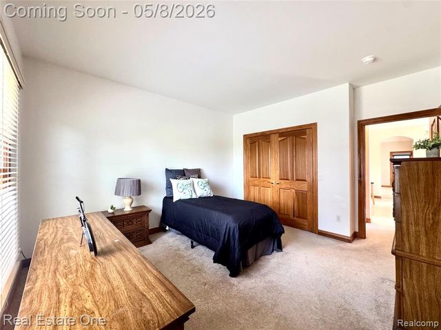2616 Pebble Beach Drive, Oakland, MI 48363