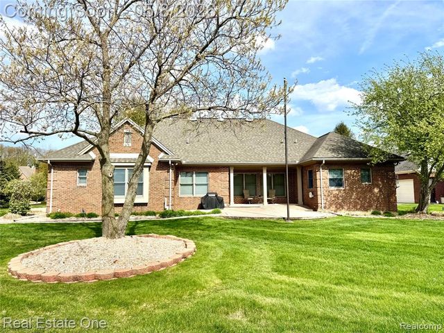 2616 Pebble Beach Drive, Oakland, MI 48363