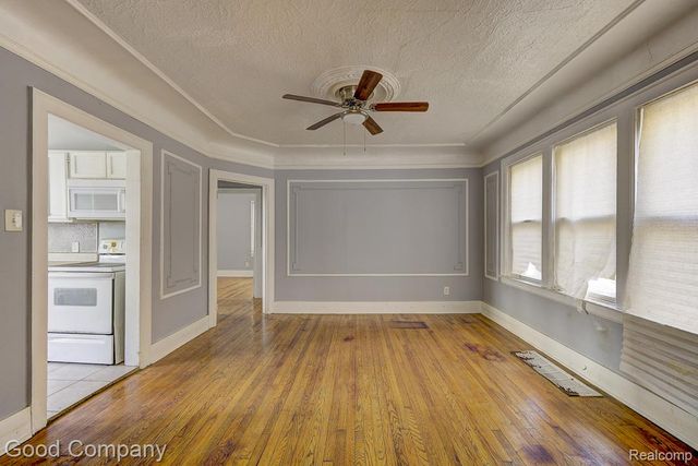 16194 Princeton Street, Detroit, MI 48221