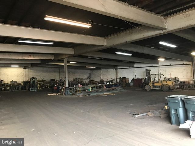 2840 MT. EPHRAIM AVENUE, Camden, NJ 08104