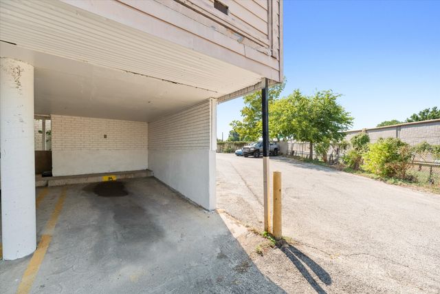 2627 Douglas Avenue, Dallas, TX 75219