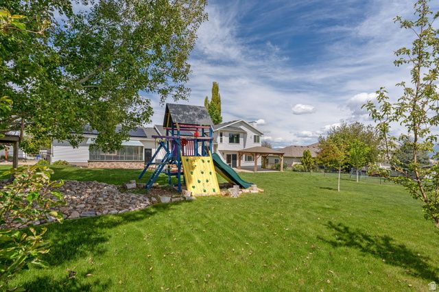 5339 W CASE MOUNTAIN RD, West Jordan, UT 84081