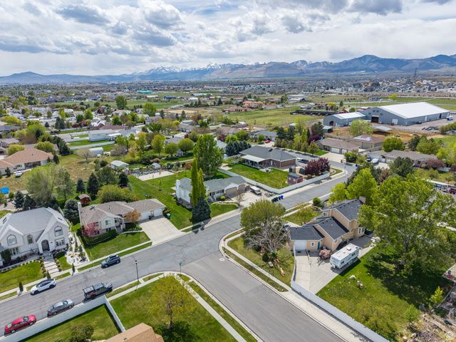 5339 W CASE MOUNTAIN RD, West Jordan, UT 84081