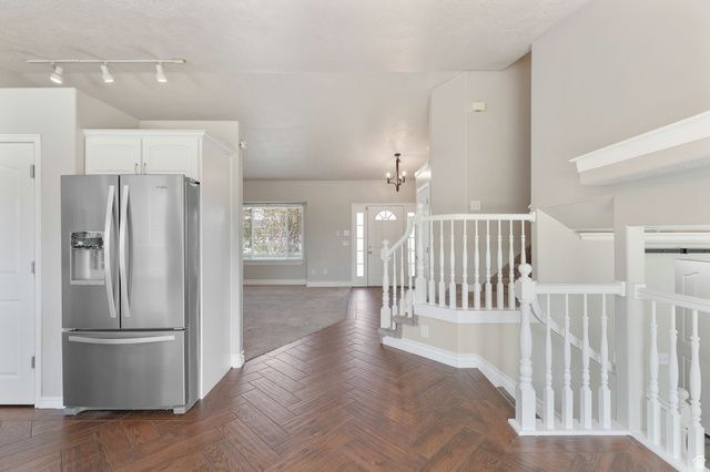 5339 W CASE MOUNTAIN RD, West Jordan, UT 84081