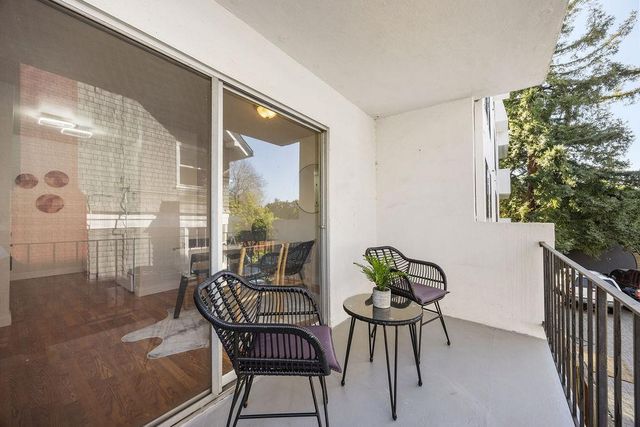 2632 Warring Street 2, Berkeley, CA 94704