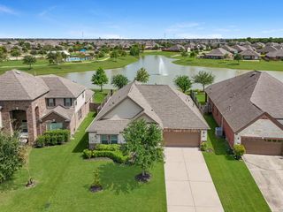 3209 Vintage View Lane, Pearland, TX 77584