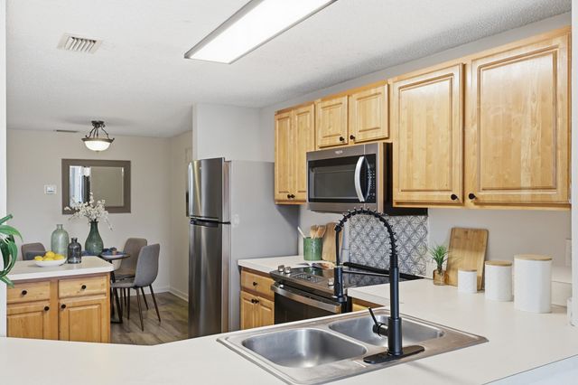 4035 Grande Vista Blvd 20-129, St Augustine, FL 32084