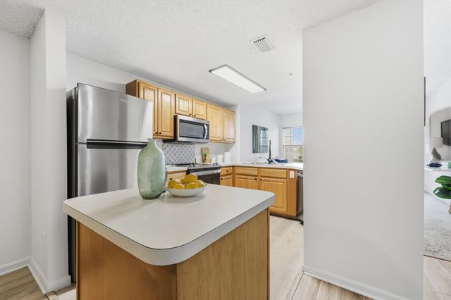 4035 Grande Vista Blvd 20-129, St Augustine, FL 32084