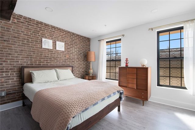 50 Ashburton Street 5, Providence, RI 02904