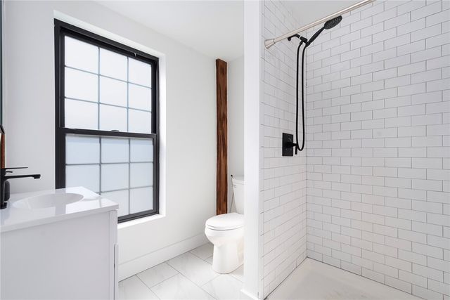 50 Ashburton Street 5, Providence, RI 02904