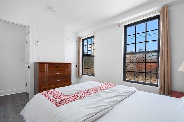 50 Ashburton Street 5, Providence, RI 02904