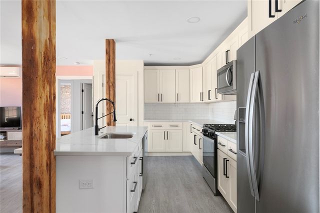 50 Ashburton Street 5, Providence, RI 02904