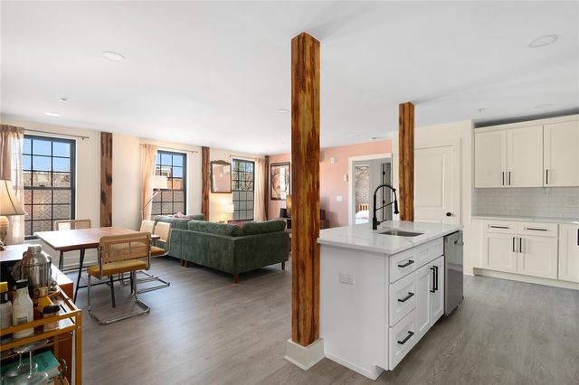 50 Ashburton Street 5, Providence, RI 02904