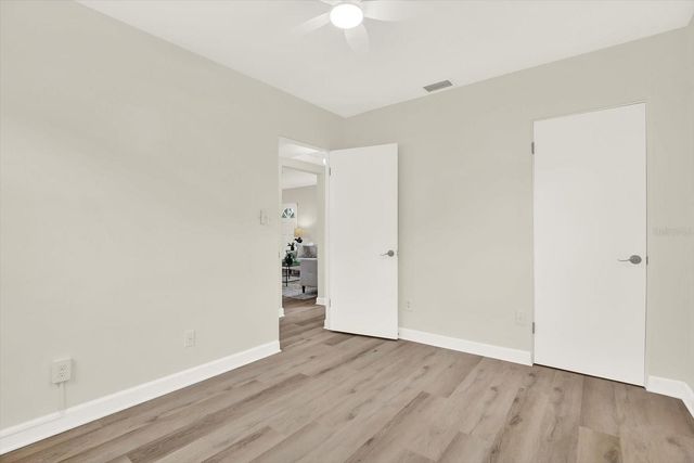 4000 LOCUST STREET NE, St Petersburg, FL 33703