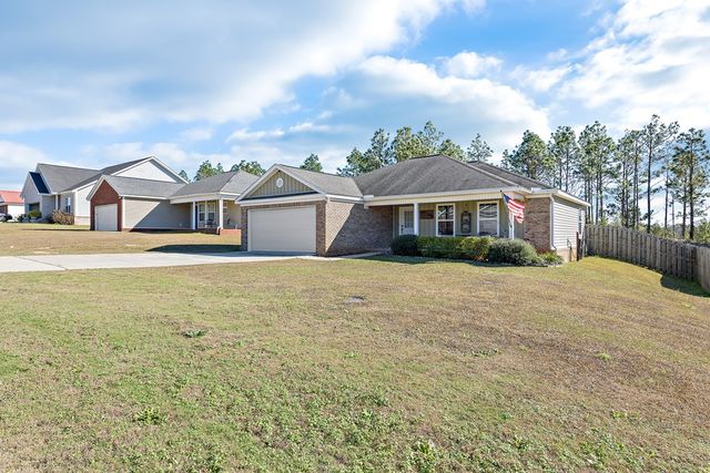 580 Jester St, Cowarts, AL 36321