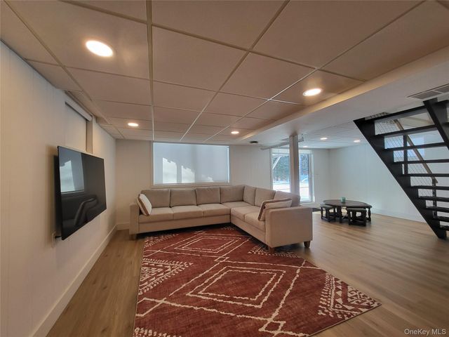 7 Donenfeld Drive, Bethel, NY 12720