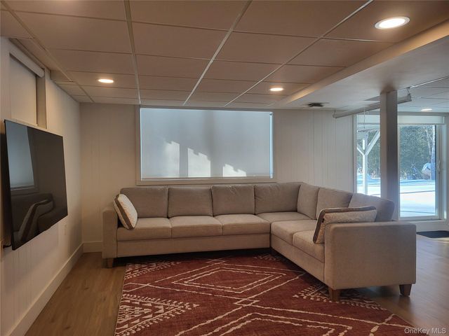 7 Donenfeld Drive, Bethel, NY 12720