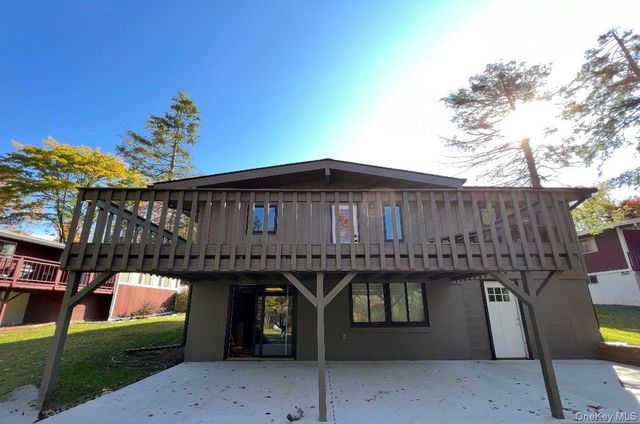 7 Donenfeld Drive, Bethel, NY 12720