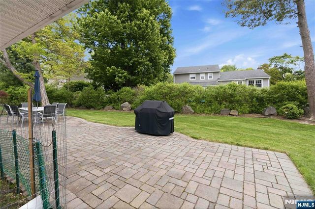 7 Keith Place, Glen Rock, NJ 07452