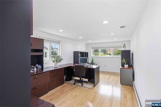7 Keith Place, Glen Rock, NJ 07452