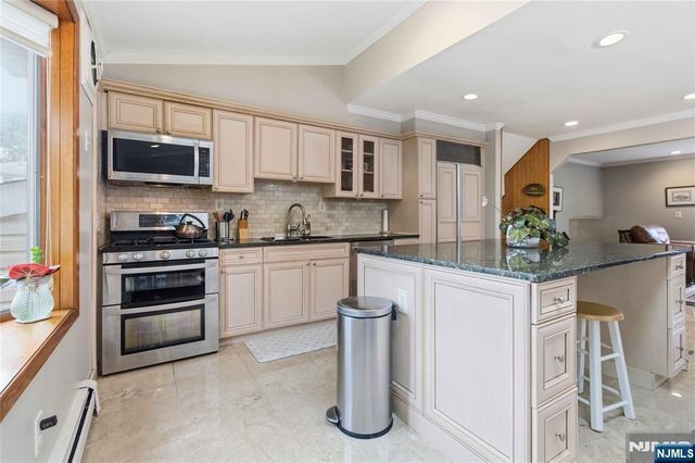 7 Keith Place, Glen Rock, NJ 07452