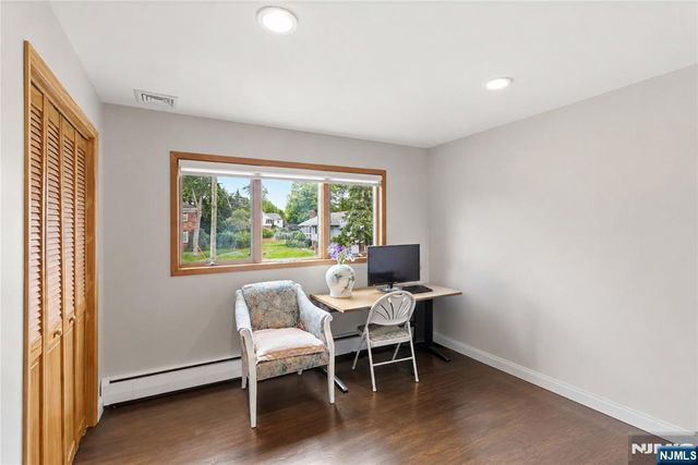 7 Keith Place, Glen Rock, NJ 07452