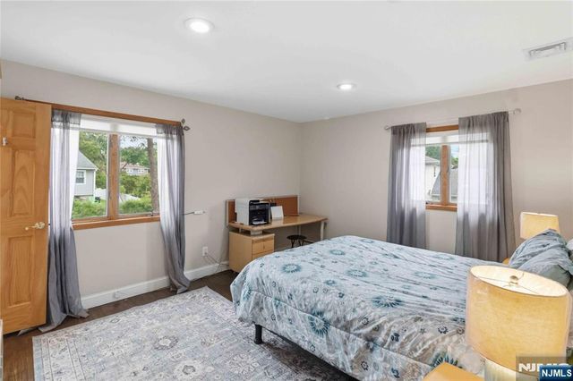7 Keith Place, Glen Rock, NJ 07452