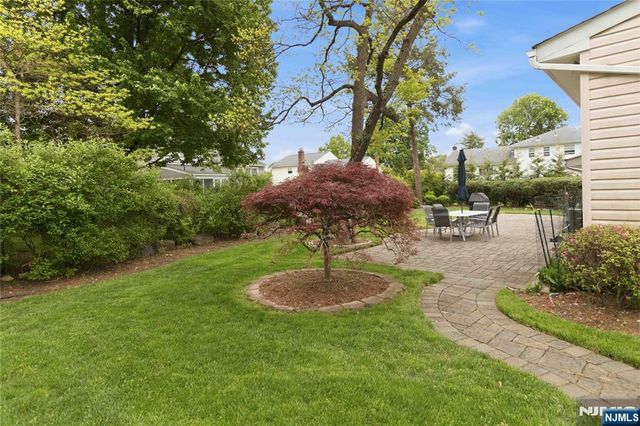 7 Keith Place, Glen Rock, NJ 07452