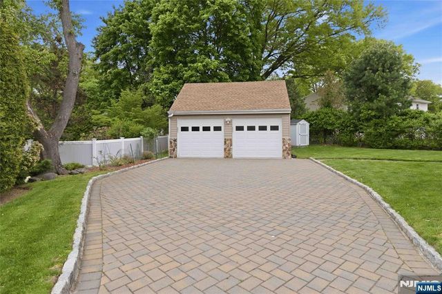 7 Keith Place, Glen Rock, NJ 07452