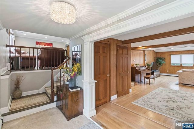 7 Keith Place, Glen Rock, NJ 07452