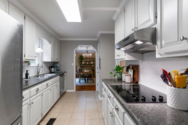 9215 Smokewood Trail, Chattanooga, TN 37421